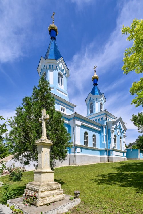 Biserica din Ursoaia, un simbol al renașterii Poza 318650