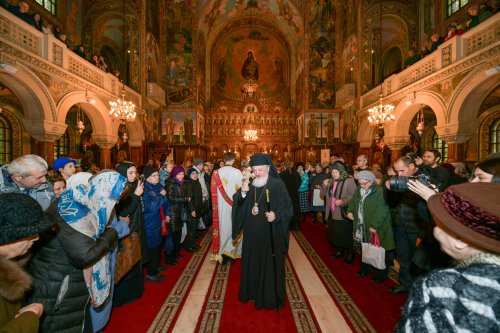 Sfântul Elefterie a fost cinstit în biserica sa din Capitală Poza 318777