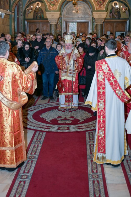 Sfântul Elefterie a fost cinstit în biserica sa din Capitală Poza 318785