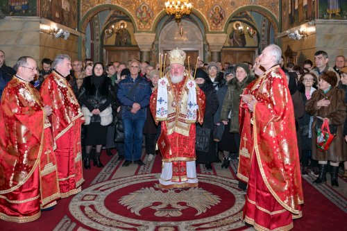 Sfântul Elefterie a fost cinstit în biserica sa din Capitală Poza 318791