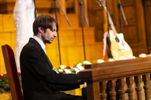 Concert caritabil organizat de studenții teologi la Palatul Patriarhiei Poza 319210