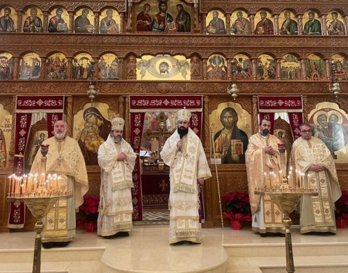 Ierarhii hunedoreni au liturghisit la Padova, Italia Poza 319110