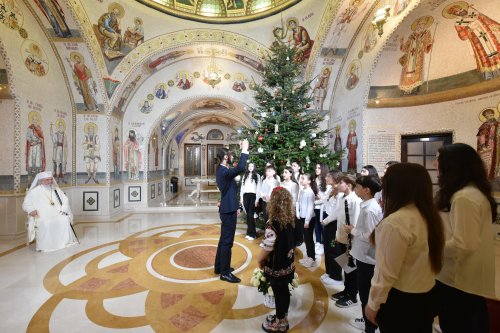 Primii colindători au fost primiți de Patriarhul României Poza 319155