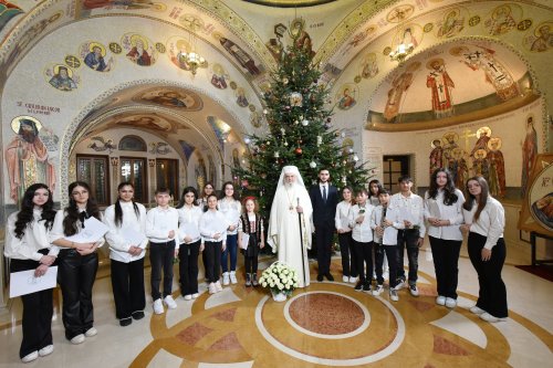 Primii colindători au fost primiți de Patriarhul României Poza 319162