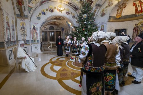 Patriarhul României a fost colindat la Reședința Patriarhală Poza 319316