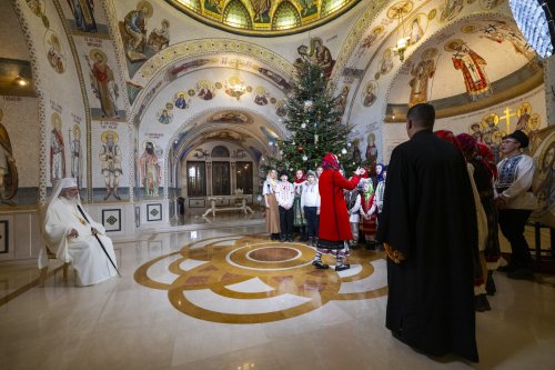 Patriarhul României a fost colindat la Reședința Patriarhală Poza 319329