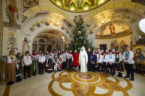 Patriarhul României a fost colindat la Reședința Patriarhală Poza 319333