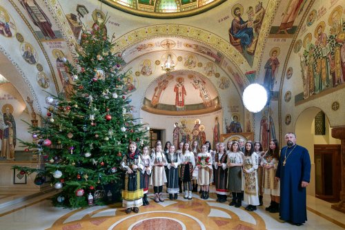 Ultimele cete de colindători la Reședința Patriarhală Poza 319474