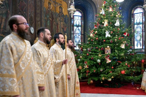 Rugăciune pentru eroii Revoluției la Catedrala Patriarhală Poza 319623