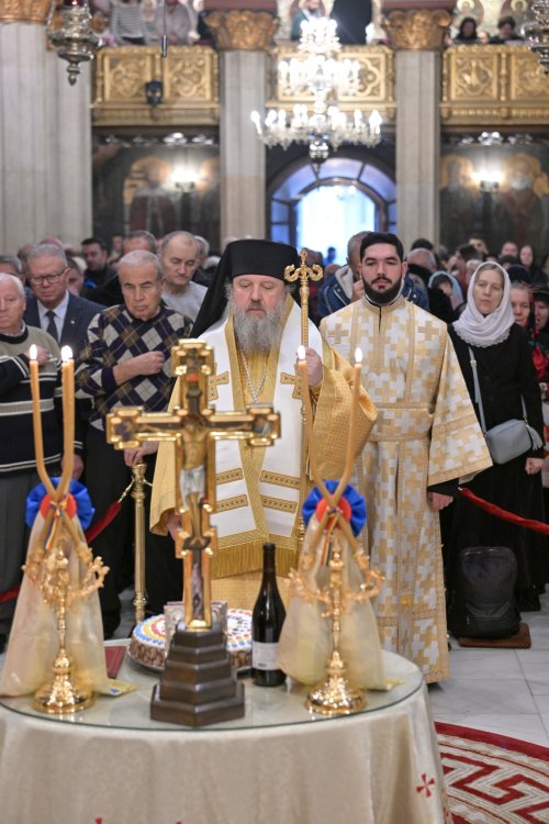 Rugăciune pentru eroii Revoluției la Catedrala Patriarhală Poza 319642