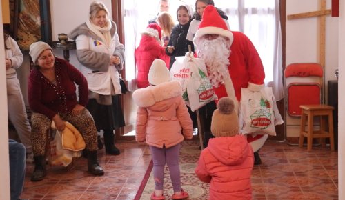 Daruri pentru 110 copii din județul Prahova  Poza 319816