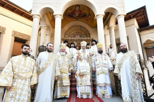 Începutul anului civil marcat prin rugăciune la Catedrala Patriarhală Poza 320305