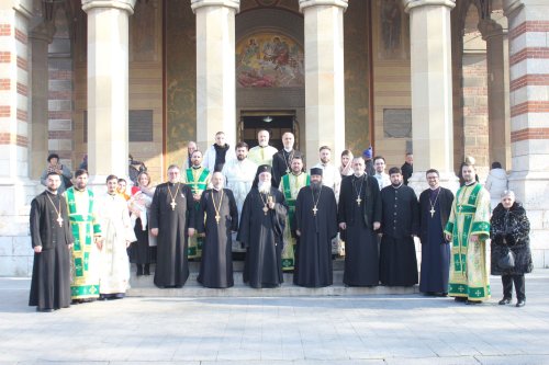 Liturghie arhierească la Catedrala Mitropolitană din Craiova la începutul anului civil Poza 320341