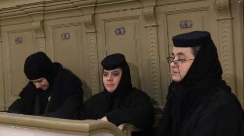 Prima zi a noului an la Catedrala Episcopală din Giula, Ungaria Poza 320384