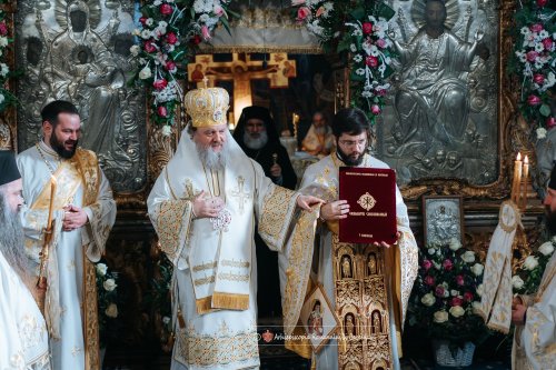 Unsprezece ierarhi în rugăciune la Roman, la ceas aniversar Poza 320433