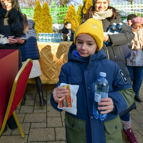 Praznicul luminos al Botezului Domnului pe Colina Bucuriei din Capitală Poza 320572