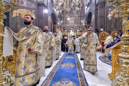 Praznicul luminos al Botezului Domnului pe Colina Bucuriei din Capitală Poza 320578