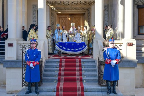 Praznicul luminos al Botezului Domnului pe Colina Bucuriei din Capitală Poza 320608