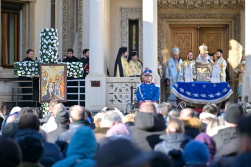 Praznicul luminos al Botezului Domnului pe Colina Bucuriei din Capitală Poza 320614