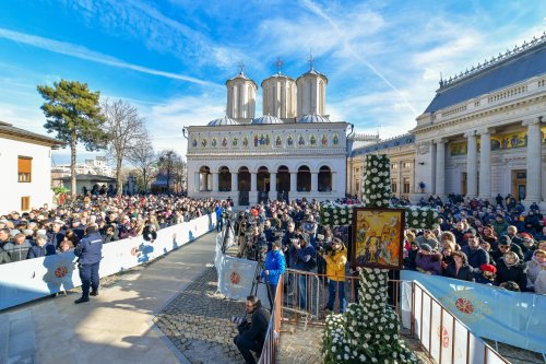 Praznicul luminos al Botezului Domnului pe Colina Bucuriei din Capitală Poza 320616