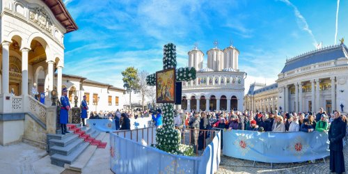 Praznicul luminos al Botezului Domnului pe Colina Bucuriei din Capitală Poza 320623