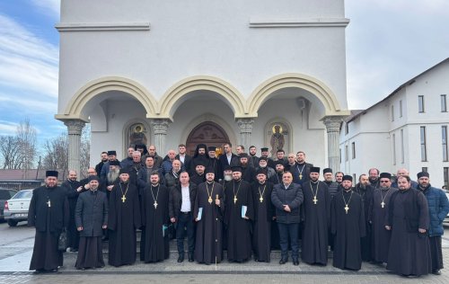 Adunarea eparhială a Episcopiei Basarabiei de Sud Poza 320956