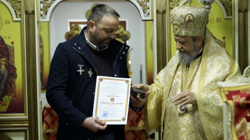 Liturghie arhierească în Parohia Şelimbăr 3, judeţul Sibiu Poza 321071