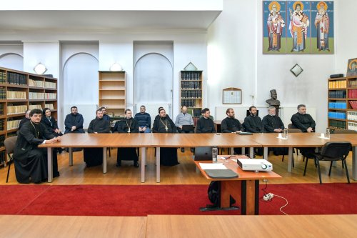 Un nou îndrumător de teze de doctorat la Facultatea „Justinian Patriarhul” Poza 321107