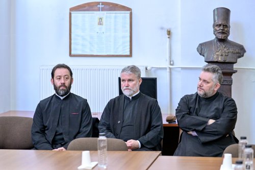 Un nou îndrumător de teze de doctorat la Facultatea „Justinian Patriarhul” Poza 321110