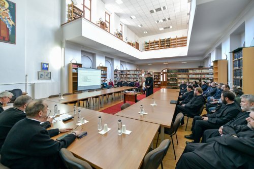 Un nou îndrumător de teze de doctorat la Facultatea „Justinian Patriarhul” Poza 321119