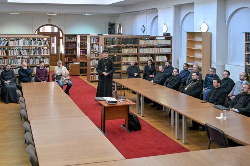 Un nou îndrumător de teze de doctorat la Facultatea „Justinian Patriarhul” Poza 321121