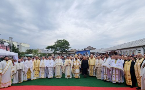 O nouă biserică va fi edificată în oraşul Voluntari