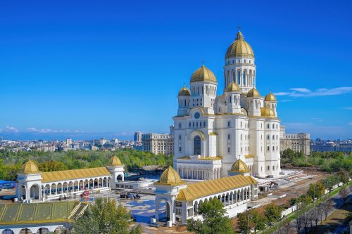 Piese de mozaic pentru Catedrala Naţională