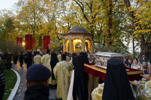 Sfântul Ierarh Nectarie cinstit la Mănăstirea Radu Vodă