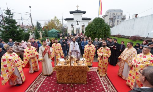 Înnoire și binecuvântare la Parohia „Sfântul Andrei”-Chitila