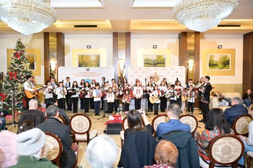 Colinde și daruri la Centrul de îngrijire Luxab