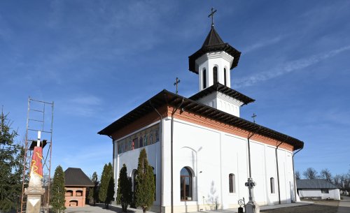 Biserica din Cerbu, renăscută din scrum de Crăciun
