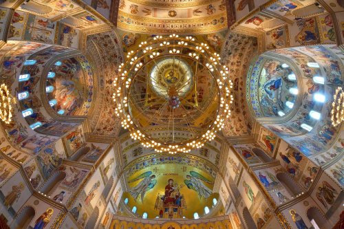 Catedrala Națională - Altar, Amvon și Scaun de Spovedanie al Neamului