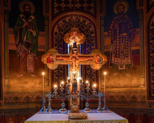 Prin cruce către Împărăție