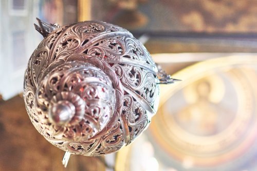 Postul, prima poruncă primită de om de la Dumnezeu