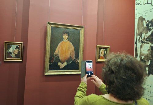 Elogiul feminității în opera lui Corneliu Baba