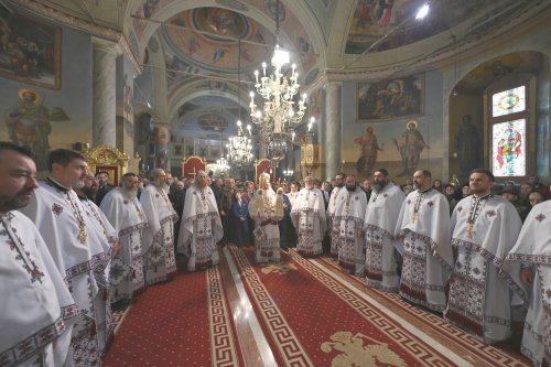 Sfântul Ierarh Calinic, cinstit la Mănăstirea Cernica