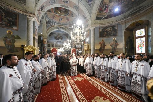 Sfântul Ierarh Calinic, cinstit la Mănăstirea Cernica