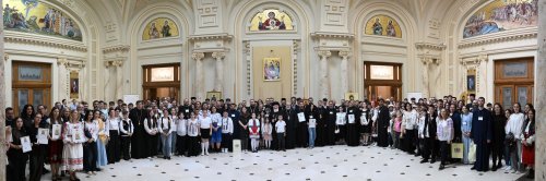 Premierea câștigătorilor concursului național catehetic la Palatul Patriarhiei