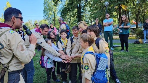 Catehizare prin cercetășie în Parohia Ghermănești Poza 363936