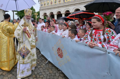 Familia creștină - icoană a iubirii Preasfintei Treimi