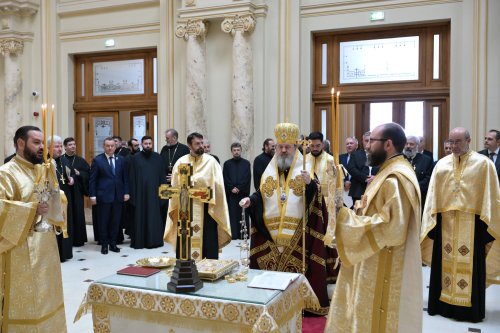 Constituirea noii Adunări eparhiale a Arhiepiscopiei Bucureștilor Poza 364165