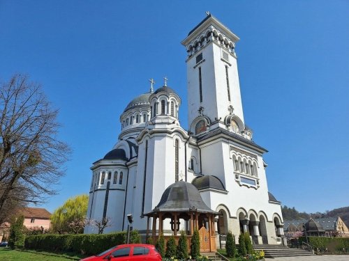 Biserica „Sfânta Treime”, nestemata coroanei de minuni a bătrânei Sighişoare Poza 363619
