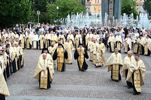 Liturghie și Vecernia plecării genunchilor la Cluj‑Napoca Poza 364310
