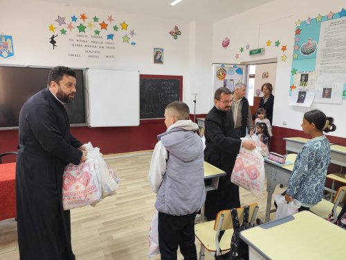 Activităţi de Ziua Copilului în Arhiepiscopia Sibiului Poza 364475